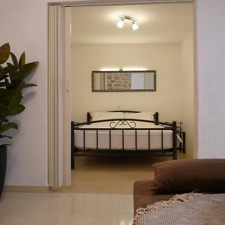 Sea Breeze Apartment, 30m To Pebble Beach, Stobrec With Summer Amenities Apartment *