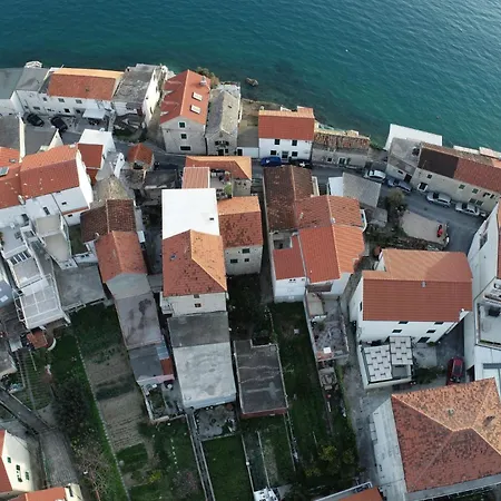 Sea Breeze Apartment, 30m To Pebble Beach, Stobrec With Summer Amenities شقة سبليت